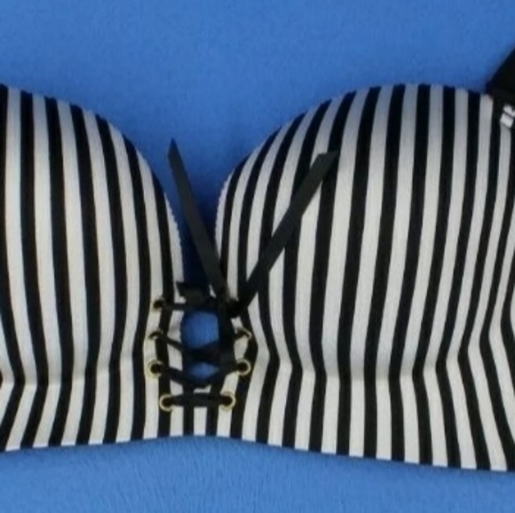 2 push up bras 38D - Picture 3 of 3